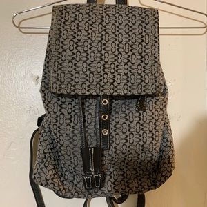 ✨Coach Signature bag✨